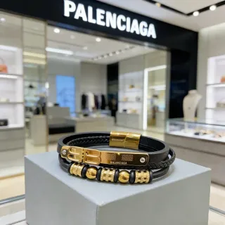 Bracelete Balenciaga Logo Preto e Dourado de Couro
