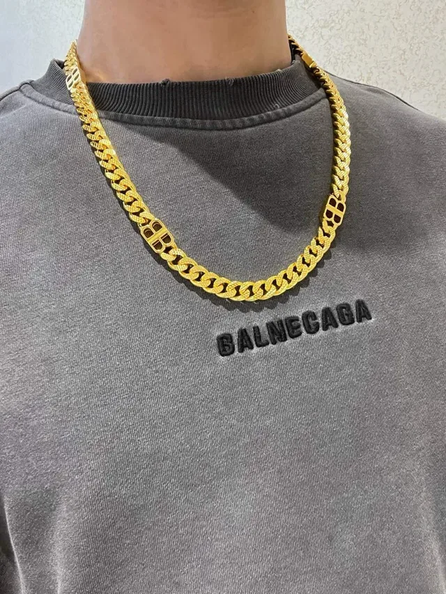 Collar Cadena Logo Balenciaga Oro-Tono 2