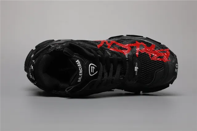 Balenciaga Runner Silhueta Preta Vermelha Malha E Camada Sintética Tênis Chunky 7