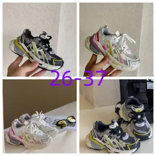 Balenciaga Runner White Black 超大鞋底 网面和合成材料覆盖构造 厚底鞋