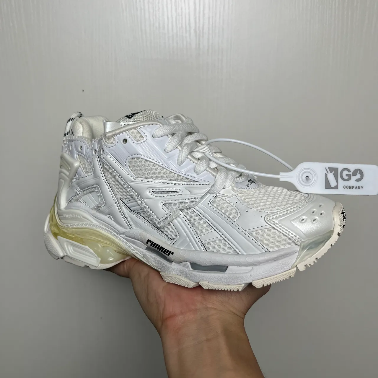 Balenciaga Runner الأرضية البيضاء الشفافة الشبكة الطبقية والتغطيات الاصطناعية الأحذية الرياضية السميكة 2