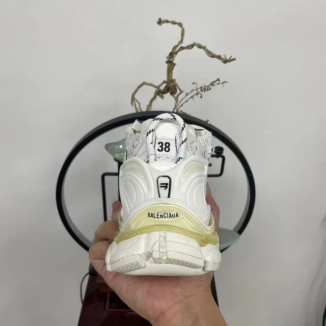 Balenciaga Runner الأرضية البيضاء الشفافة الشبكة الطبقية والتغطيات الاصطناعية الأحذية الرياضية السميكة 5