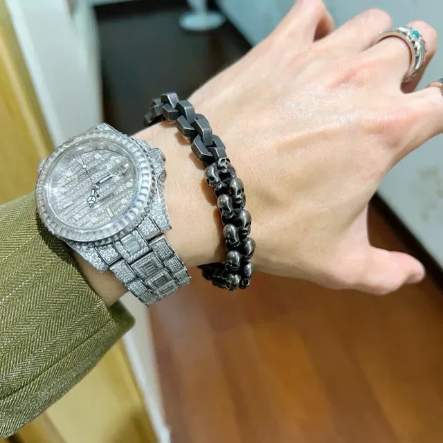 Balenciaga Pulseira Corrente Crânio Cinza Gunmetal Metálico 2