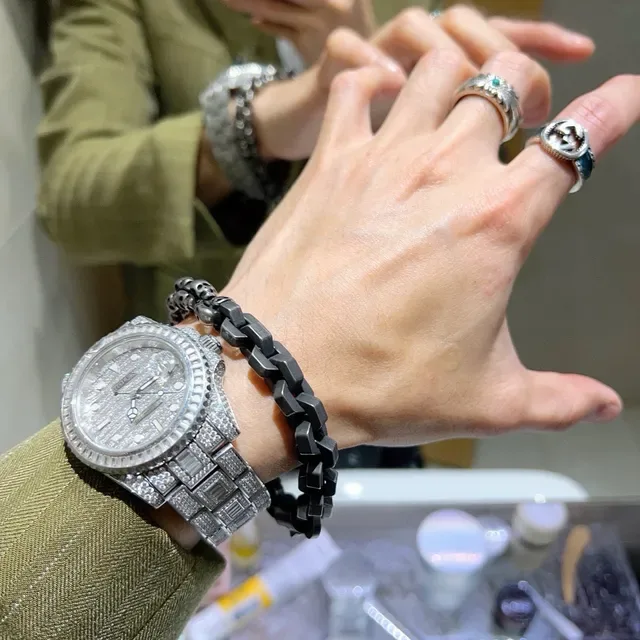 Balenciaga Pulseira Corrente Crânio Cinza Gunmetal Metálico 5