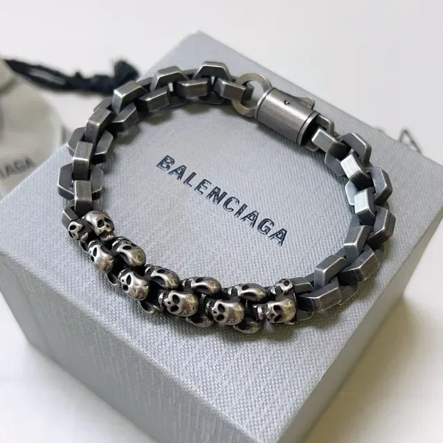Balenciaga Pulseira Corrente Crânio Cinza Gunmetal Metálico 9