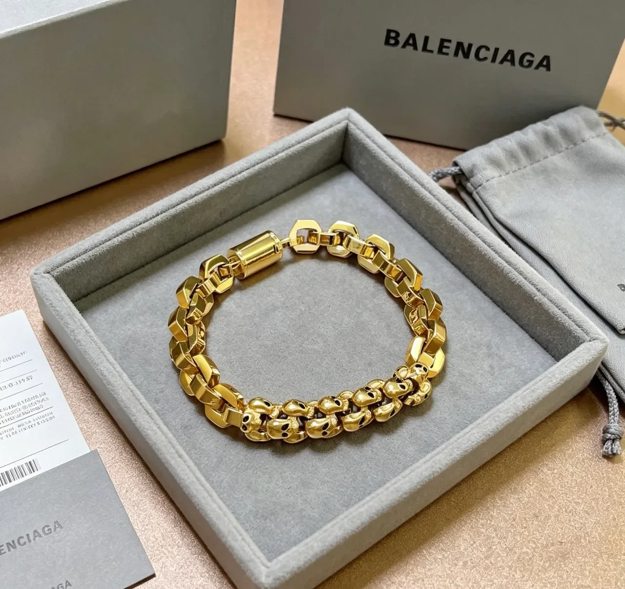 Balenciaga খুলি চেইন সোনালী হেক্সাগোনাল লিঙ্ক ব্রেসলেট 3