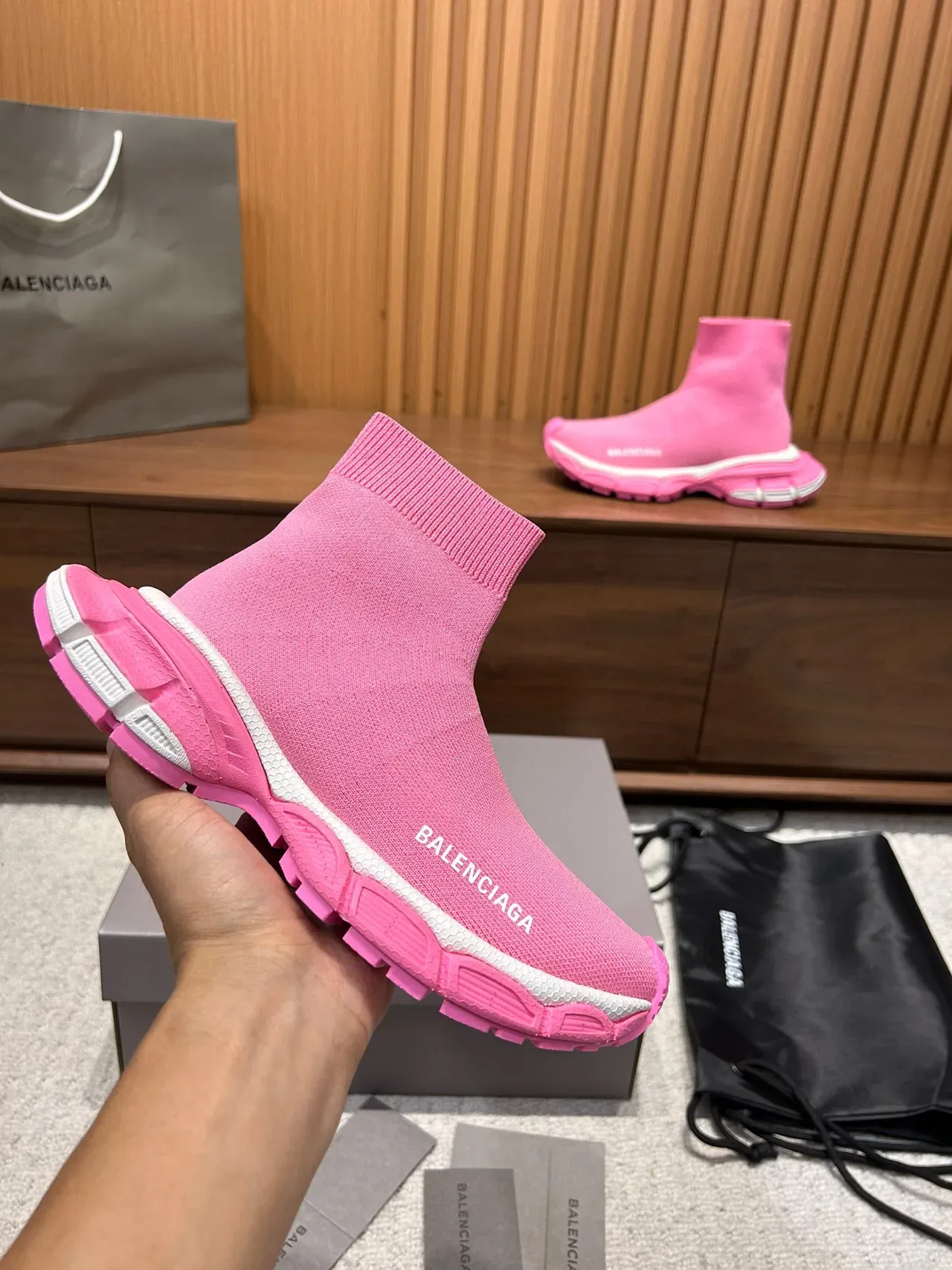 Balenciaga Speed Trainer 粉色袜式生活方式运动鞋 3