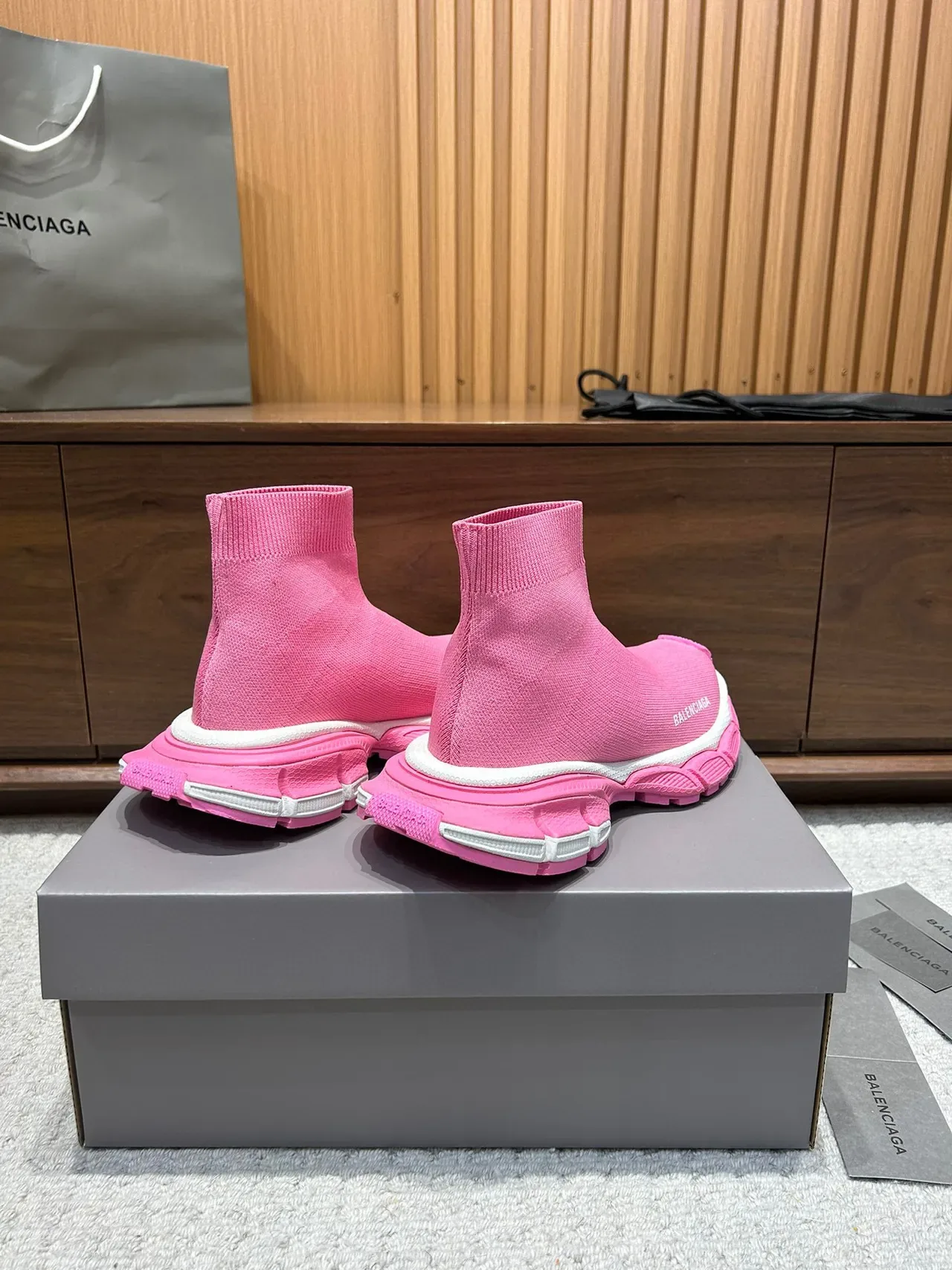 Balenciaga Speed Trainer 粉色袜式生活方式运动鞋 4