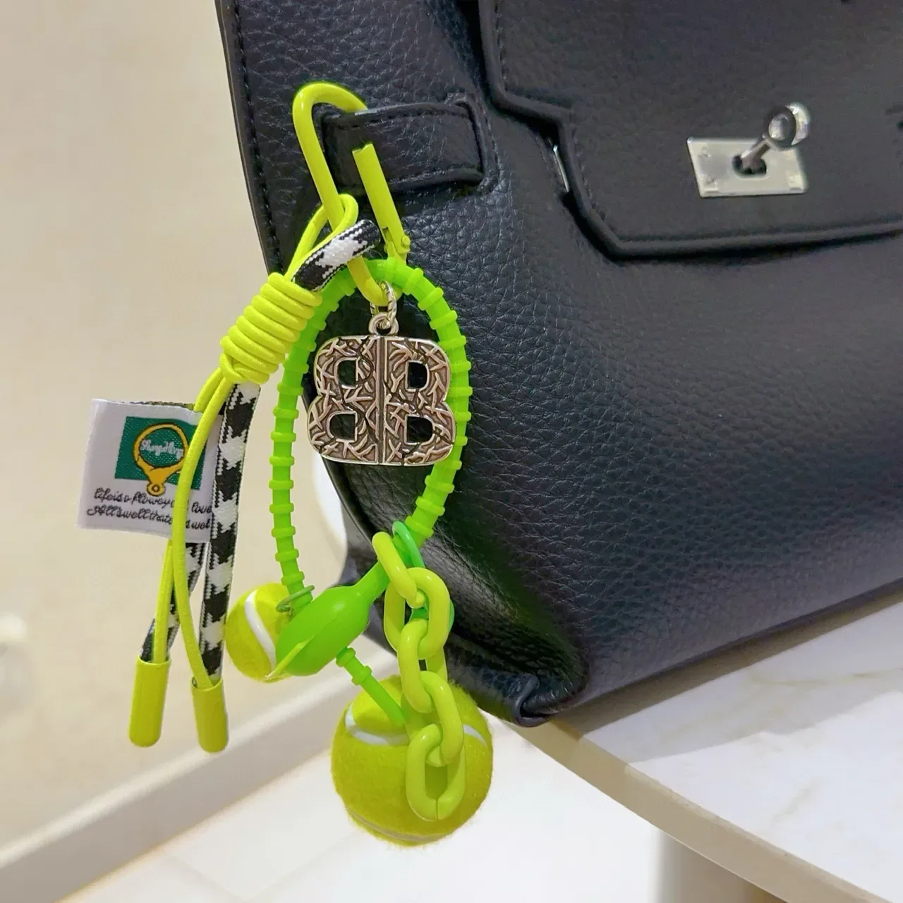 Balenciaga Tennis पीला हरा नियोन कॉर्ड बॉल चार्म्स ब्रेसलेट 5