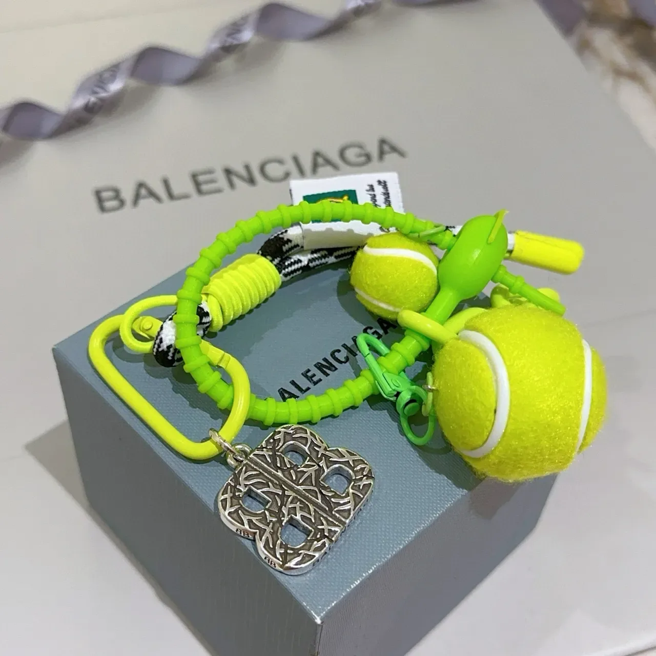 Balenciaga Tennis पीला हरा नियोन कॉर्ड बॉल चार्म्स ब्रेसलेट 6