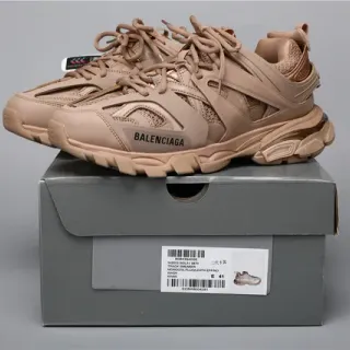 Balenciaga Track Sneaker 卡其色厚底运动鞋