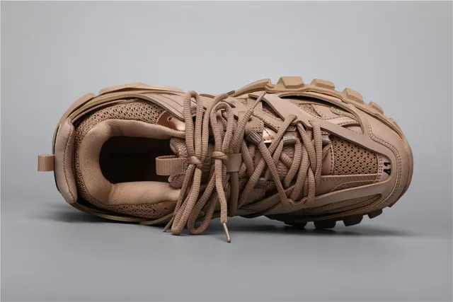 Balenciaga Track Sneaker 卡其色厚底运动鞋 7