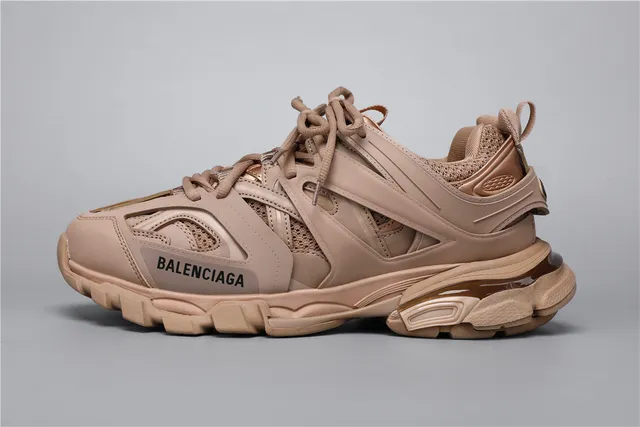 Balenciaga Track Sneaker 卡其色厚底运动鞋 9