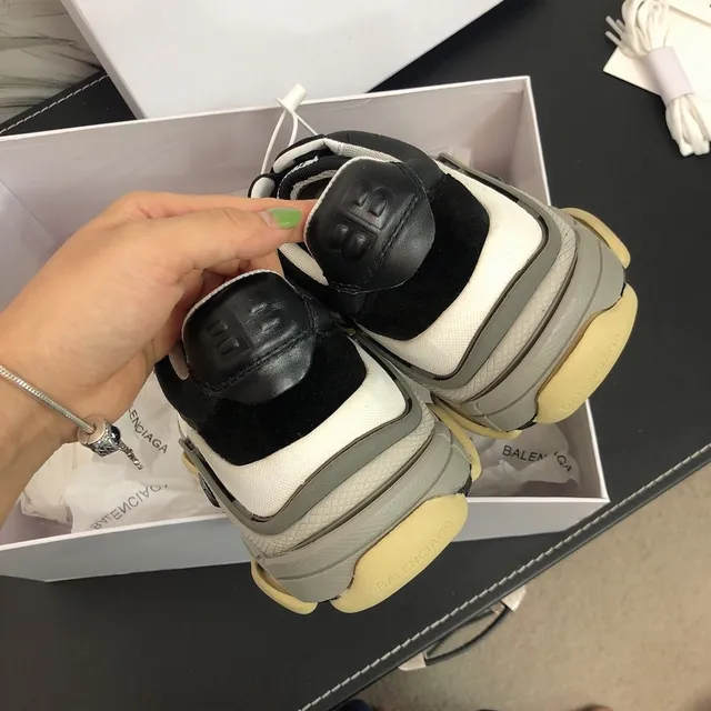 Balenciaga Triple S Black Burgundy Gray sneakers chunky 4