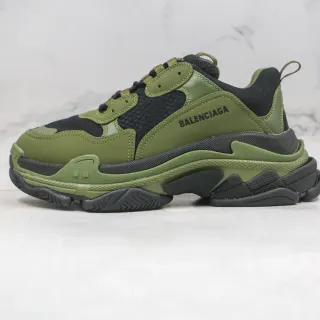 Balenciaga Triple S Zapatillas Chunky Verde Oliva y Negro