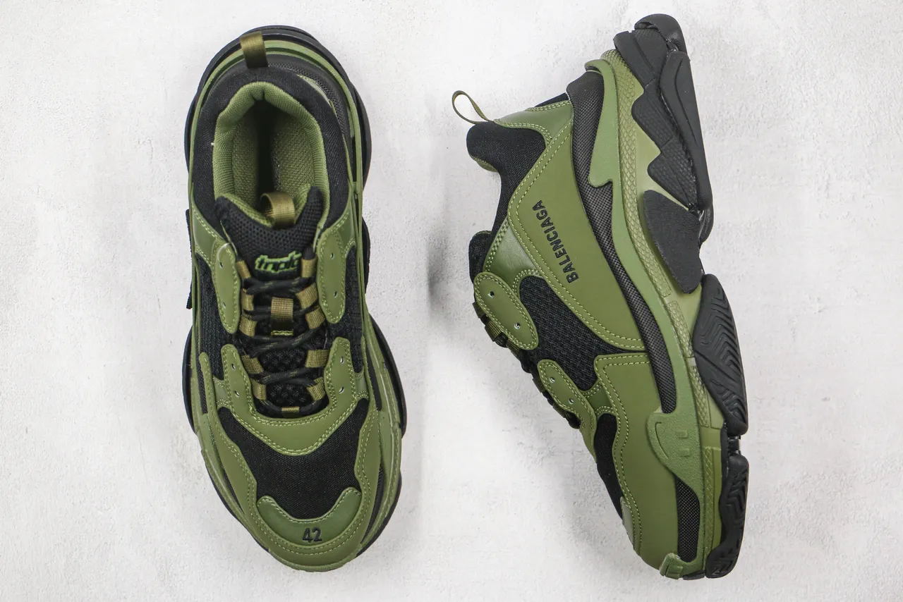 Balenciaga Triple S Zapatillas Chunky Verde Oliva y Negro 8