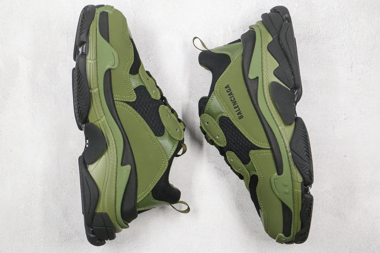 Balenciaga Triple S Zapatillas Chunky Verde Oliva y Negro 9