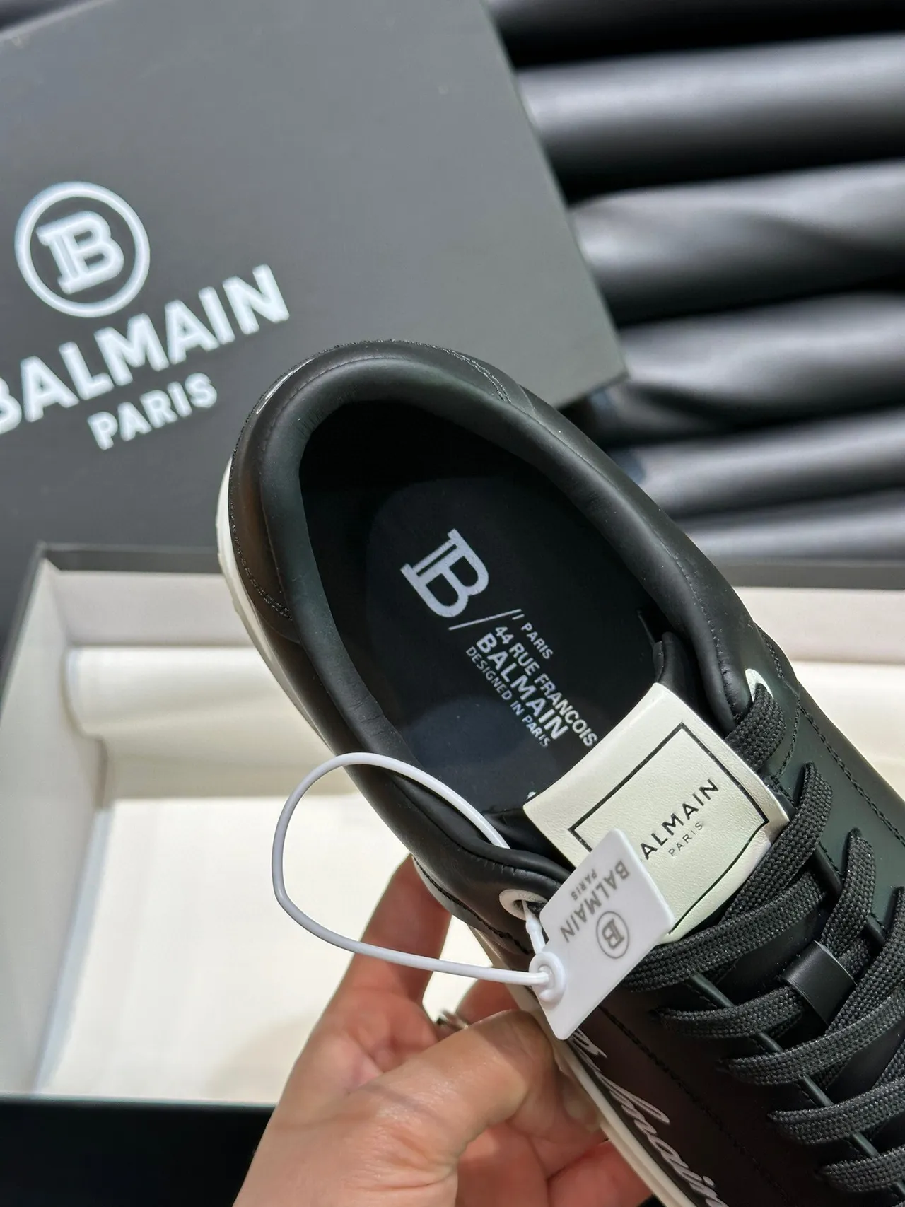 Balmain Black Beige Leather Upper Off-White Platform Sole Lifestyle Sneakers 8