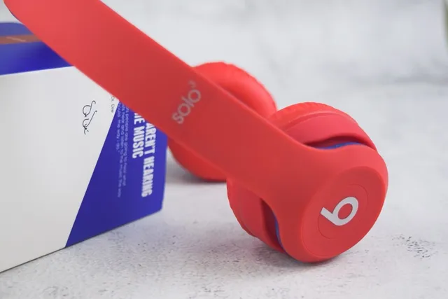 Beats Solo³ مجموعة النادي اللاسلكية الحمراء سماعات فوق الأذن 4