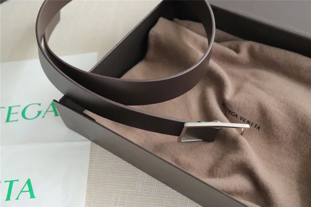 Bottega Veneta Andiamo काला चमड़े का बेल्ट 5
