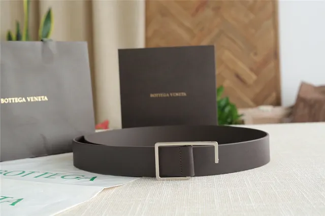 Bottega Veneta Andiamo काला चमड़े का बेल्ट 10
