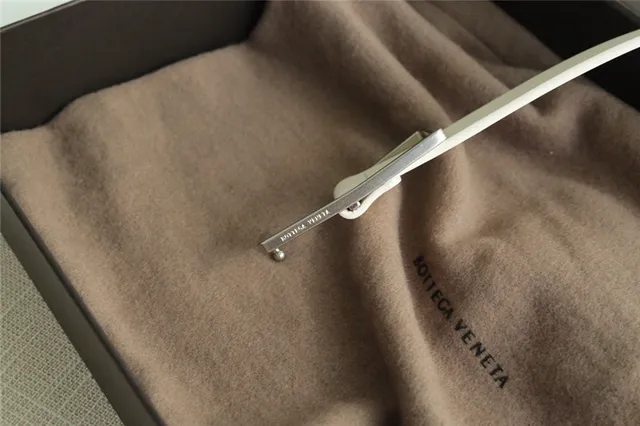 Bottega Veneta Andiamo काला चमड़े का बेल्ट 14