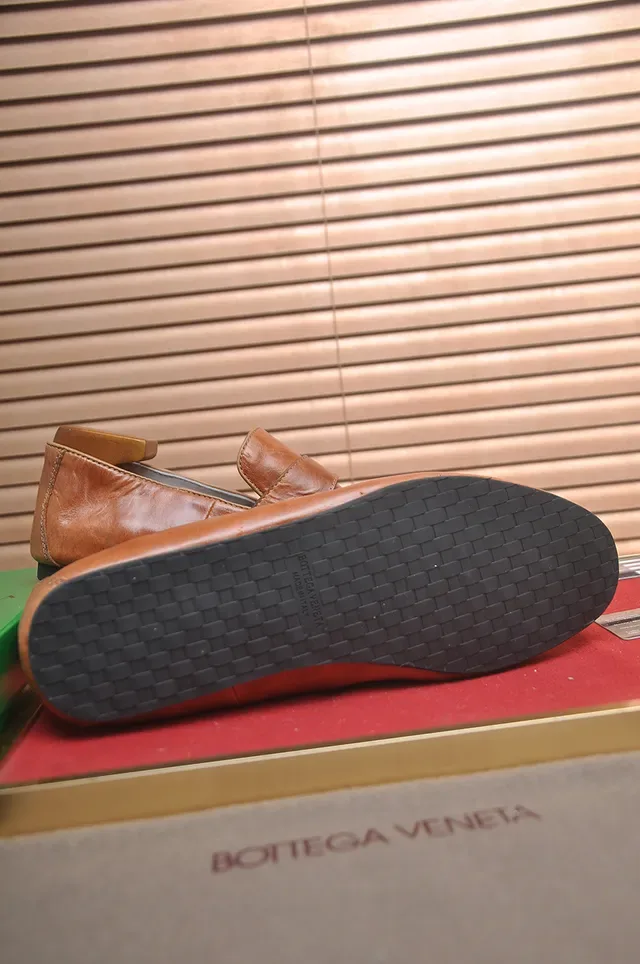 Bottega Veneta Andiamo Mocassim Couro Marrom Preto Tan Com Fivela 3