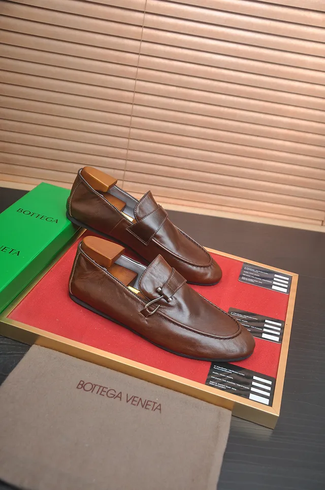 Bottega Veneta Andiamo Mocassins Marron en Cuir avec Boucle 4