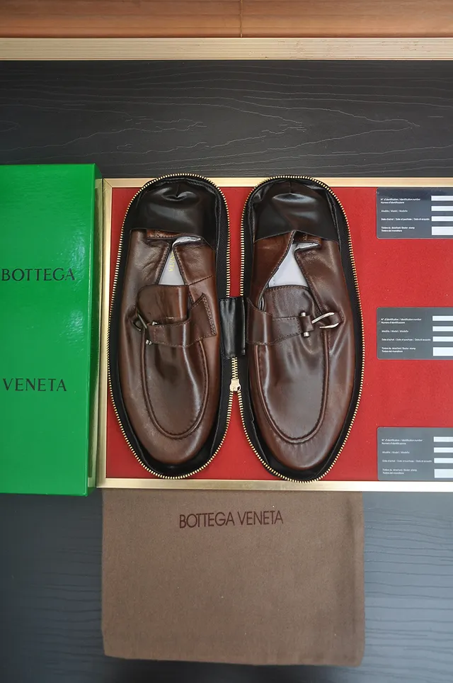 Bottega Veneta Andiamo Mocassins Marron en Cuir avec Boucle 5