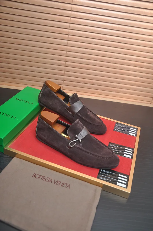 Bottega Veneta Andiamo أحذية لافرز بنية سويد 4
