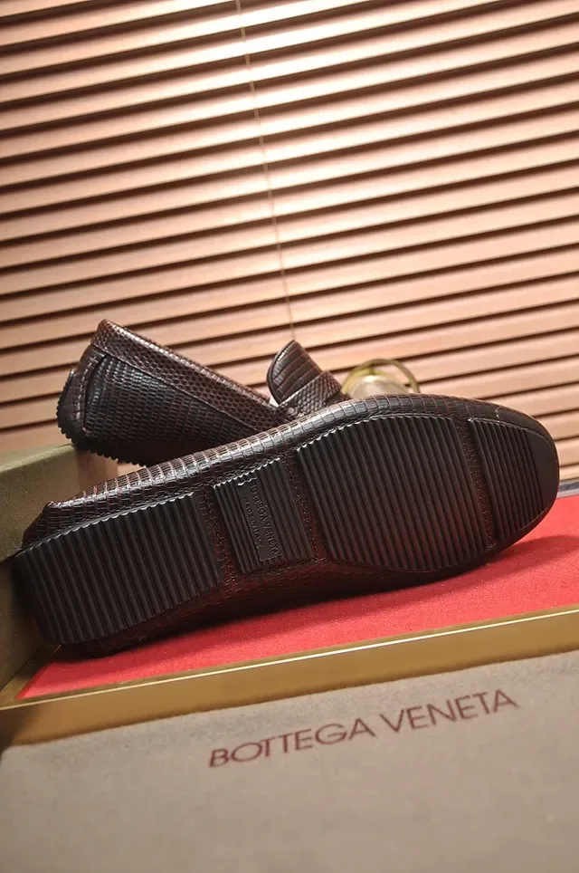 Bottega Veneta Marrom Vermelho Intrecciato Texturizado Cinto Penny Mocassim 3
