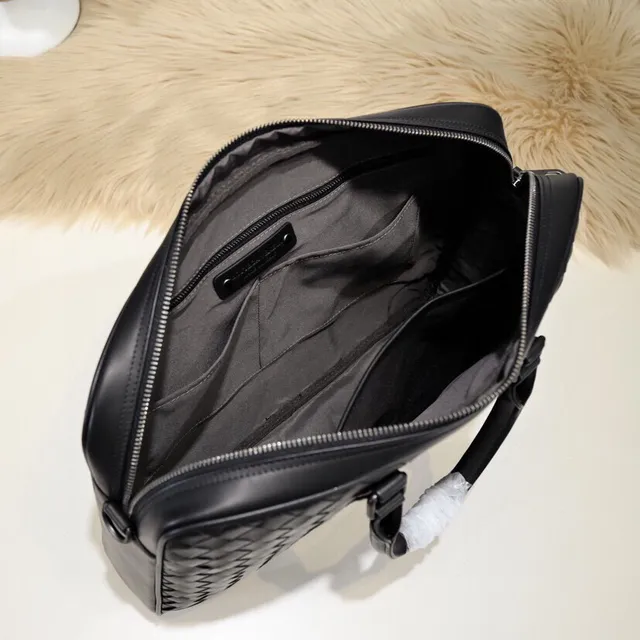 Bottega Veneta Intrecciato কালো বোনা চামড়ার ব্রিফকেস 3
