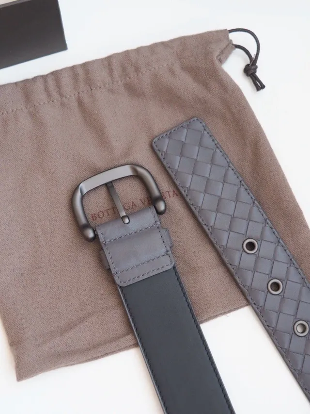 Bottega Veneta Intrecciato حزام جلد رمادي منسوج 5