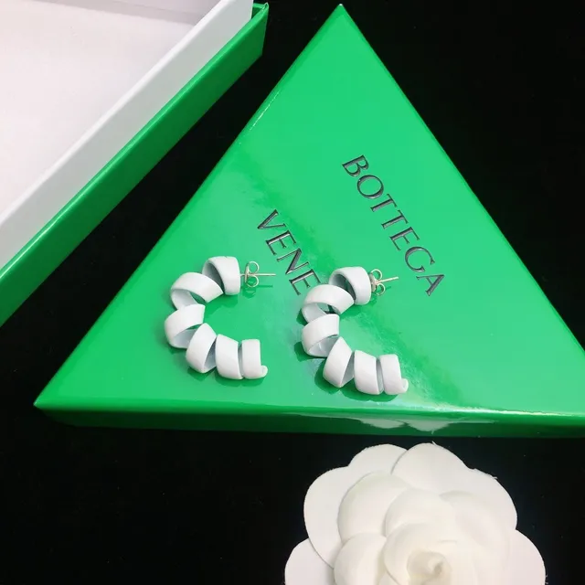 Bottega Veneta Spiral-Twist White Stud Earrings 4