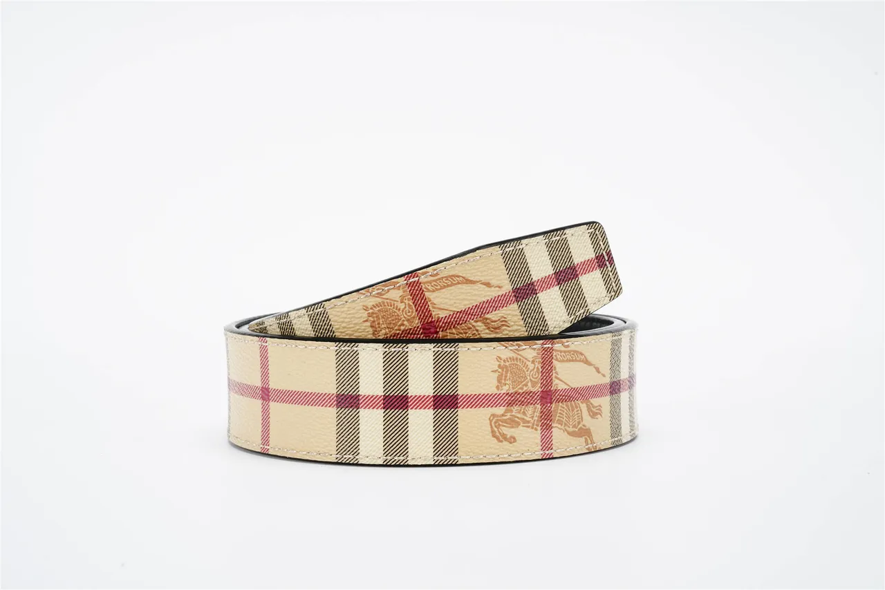 Burberry حزام جلدي مع إطار نسيج بيج أسود Nova Check 3