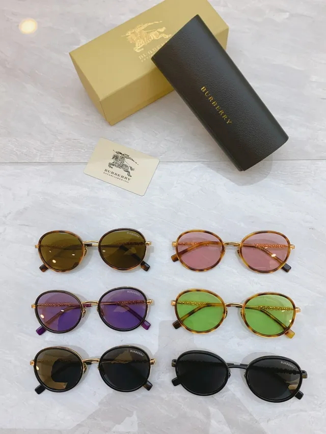 Burberry Black Gold Round Frame Temples Sunglasses 3