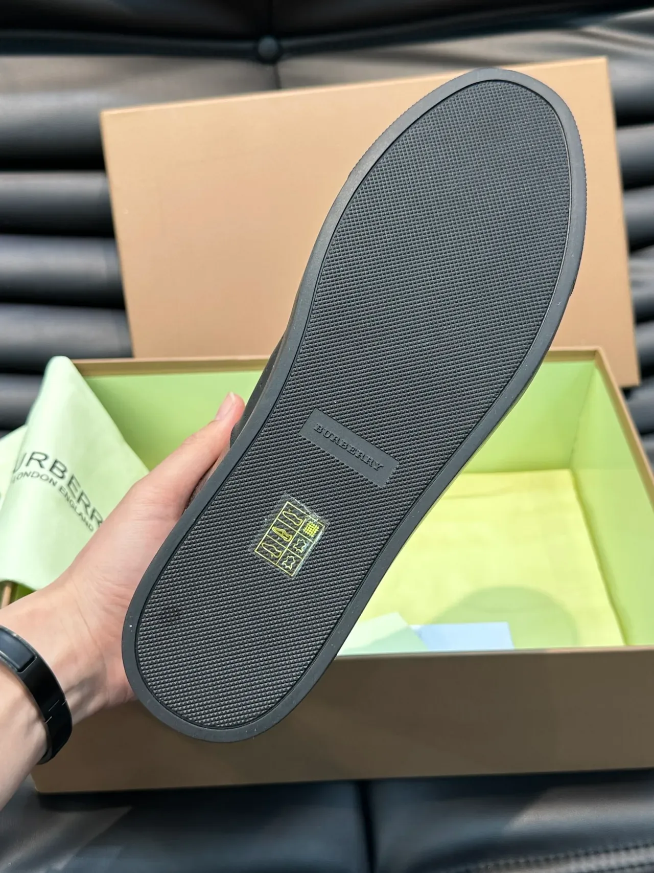 Burberry Sneaker Lifestyle de Cuero con Panel de Cuadros Low-Top 2