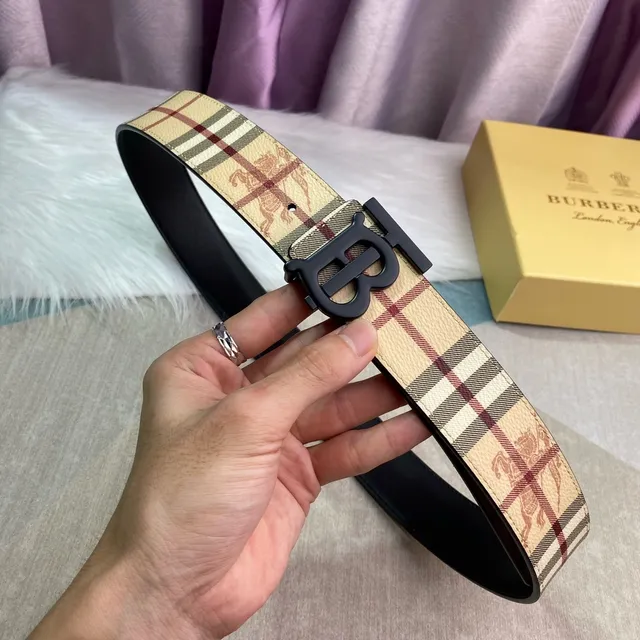 Burberry Knight Beige Red Black Check Leather Belt 3