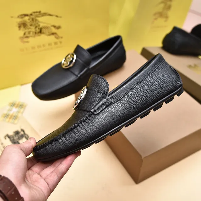 Burberry Knight Loafer Black Pebbled Leather Slip-On Loafers 7