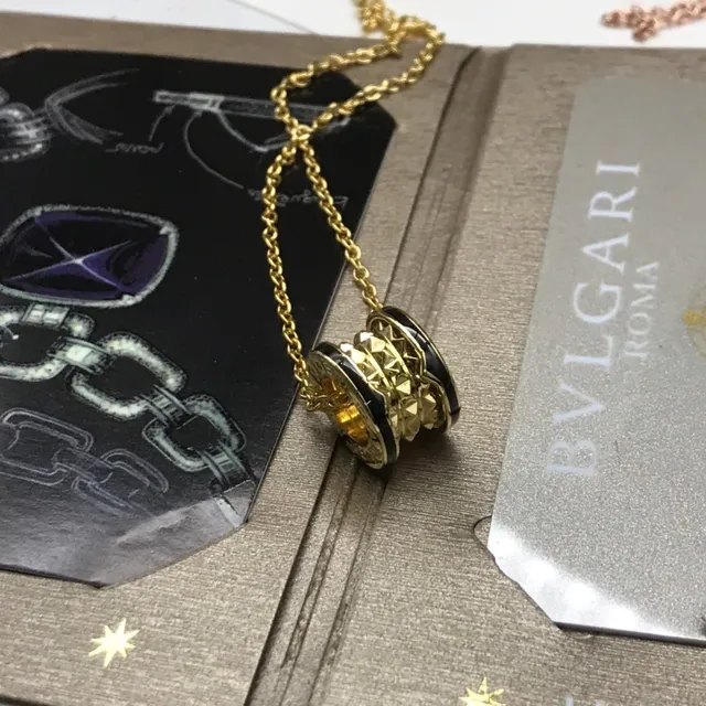 Bvlgari B.zero1 Cylindrical Faceted Pendant Necklace 2