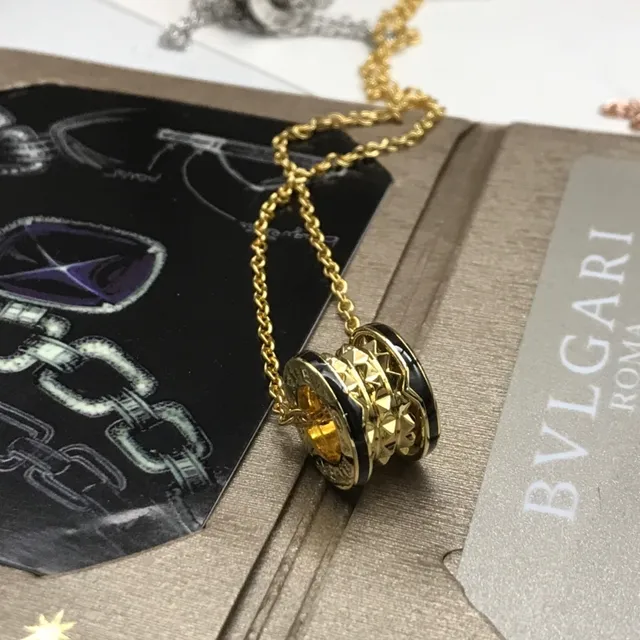 Bvlgari B.zero1 Cylindrical Faceted Pendant Necklace 3