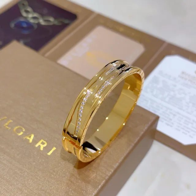 Bvlgari B.zero1 Multi-Band Pavé-Set Gold Bracelet 9