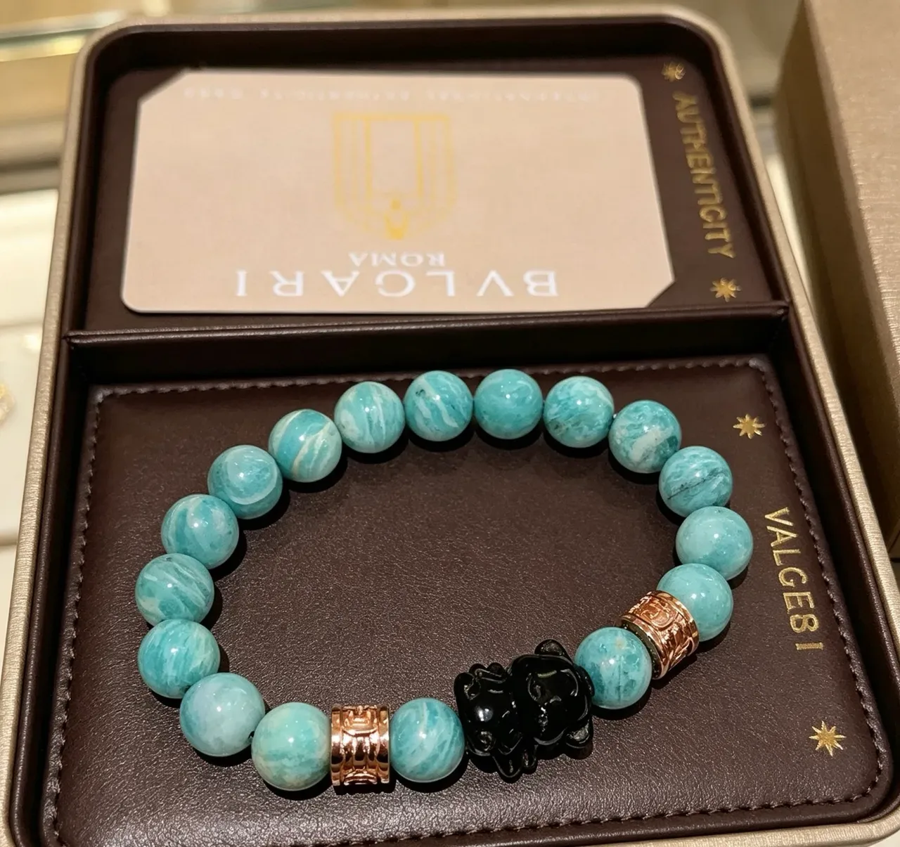 Bvlgari Pulseira de contas com pedra turquesa e encanto preto 6
