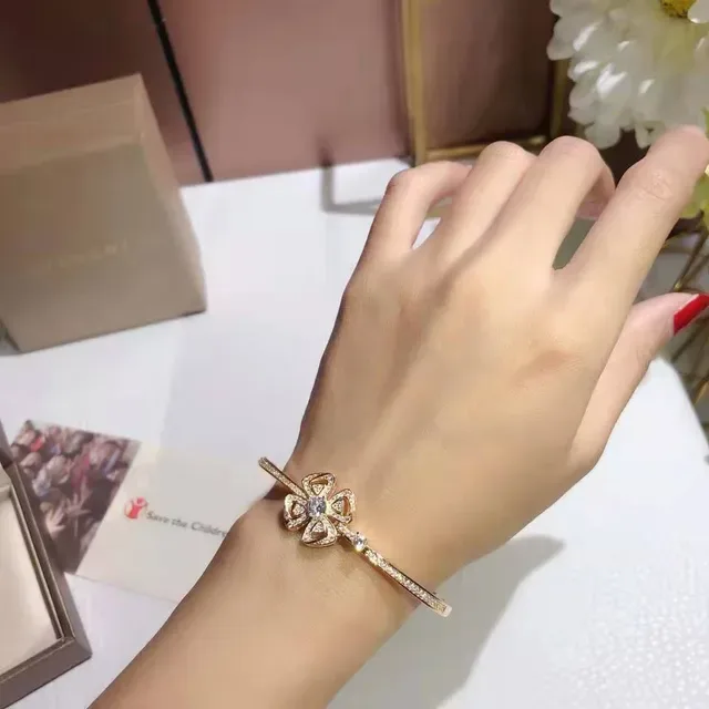 Bvlgari Fiorever Gold Silver Hinged Bangle Floral Motif Bracelet 6