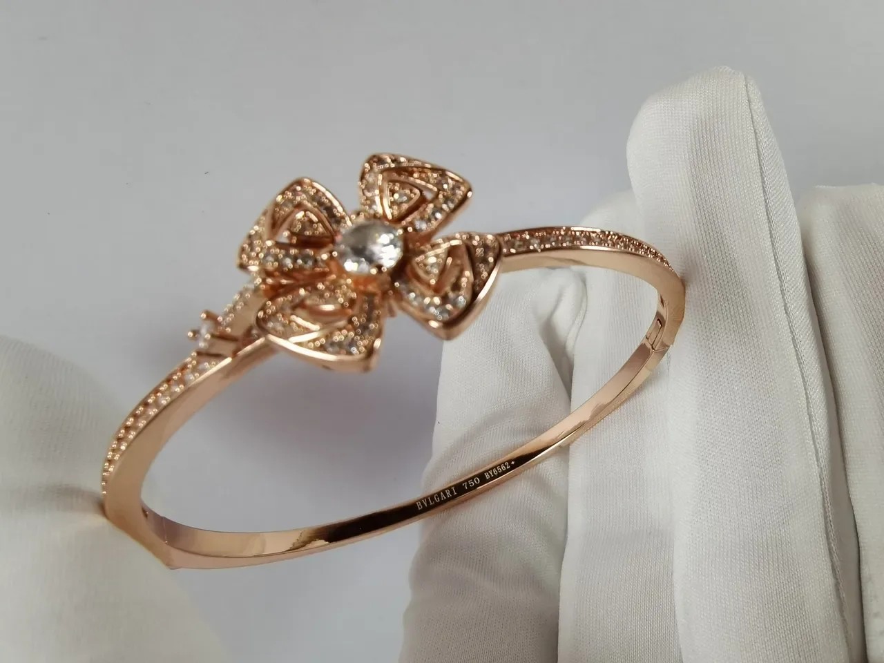 Bvlgari Fiorever Gold Silver Hinged Bangle Floral Motif Bracelet 8