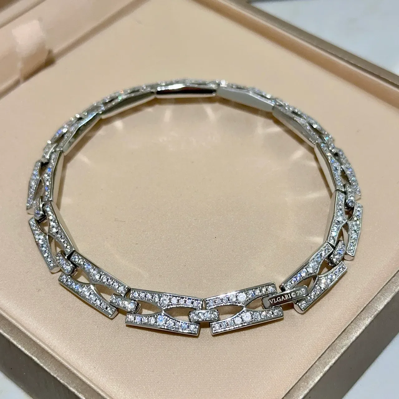 Bvlgari Geometric Pavé-Set Interlocking Link Bracelet 3
