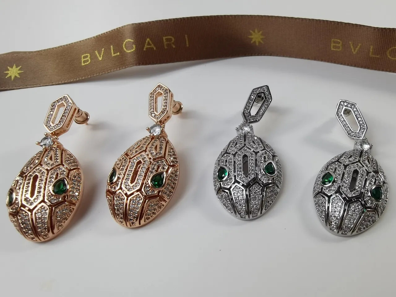 Bvlgari Gold Green Geometric Openwork Teardrop Silhouette Earrings 2