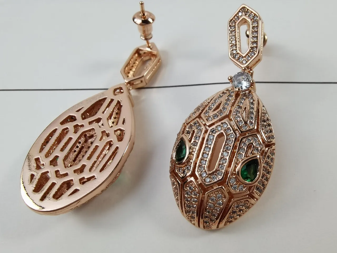 Bvlgari Gold Green Geometric Openwork Teardrop Silhouette Earrings 4