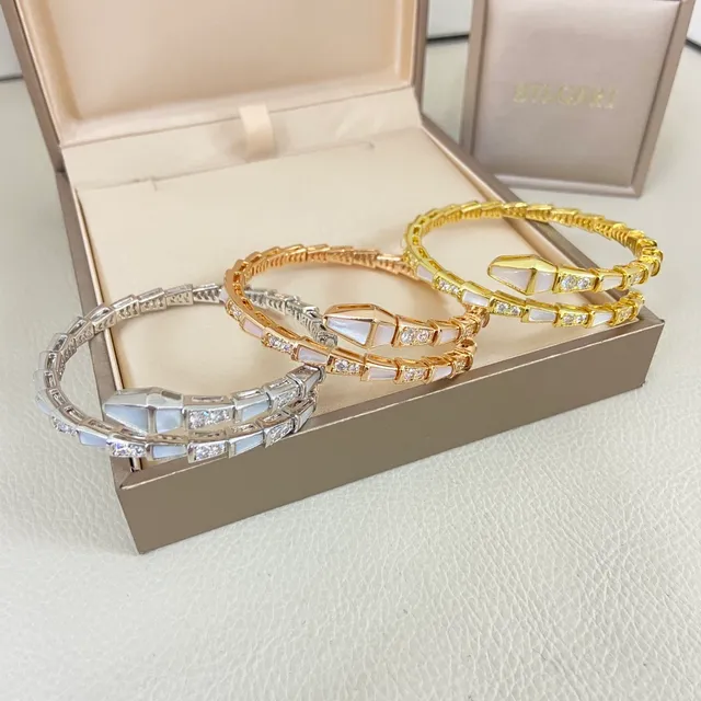 Bvlgari 金银色铰接刚性锥形几何段手链 2