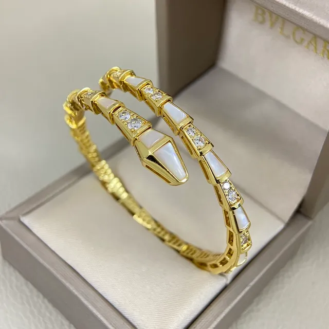 Bvlgari 金银色铰接刚性锥形几何段手链 4